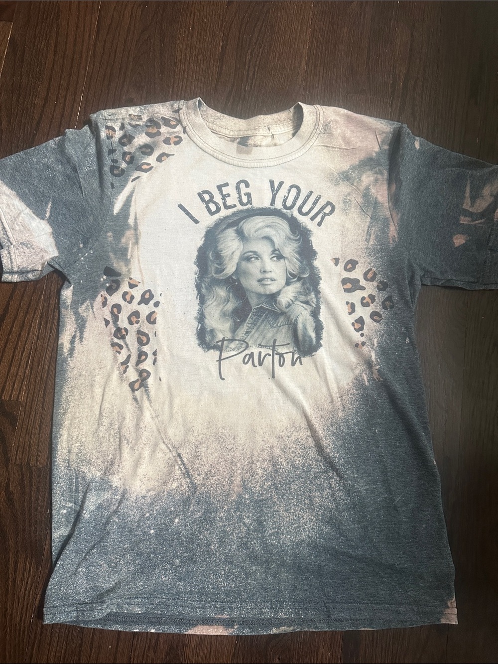 DOLLY PARTON CHEETAH TSHIRT